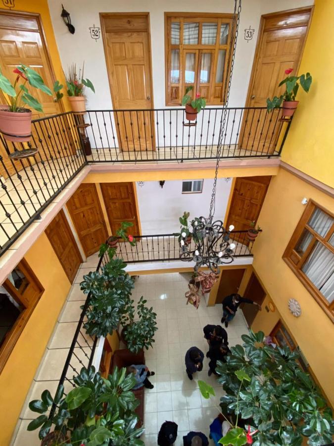 Hotel Posada Camelinas Patzcuaro Exterior photo