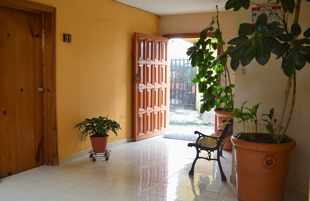Hotel Posada Camelinas Patzcuaro Exterior photo